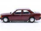 Mercedes-Benz 190E 1.8 Avantgarde (W201) Anno di costruzione 1993 rosso scuro 1:18 Triple9