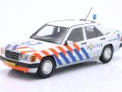 Mercedes-Benz 190 (W201) Polizei Niederlande 1993 weiß 1:18 Triple9