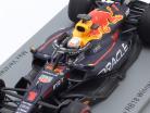 M. Verstappen Red Bull RB18 #1 ganhador Itália GP Fórmula 1 Campeão mundial 2022 1:43 Spark