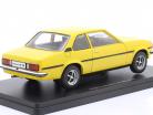 Opel Ascona 1.9 SR Año de construcción 1975 amarillo 1:24 Hachette