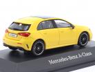 Mercedes-Benz A-Klasse (W177) amarelo ensolarado 1:43 Spark
