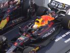 M. Verstappen Red Bull RB18 #1 winnaar Canada GP formule 1 Wereldkampioen 2022 1:43 Minichamps