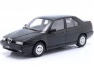 Alfa Romeo 155 建设年份 1996 黑色的 1:18 Triple9