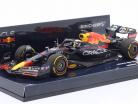 M. Verstappen Red Bull RB18 #1 gagnant Canada GP Formule 1 Champion du monde 2022 1:43 Minichamps