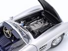 Mercedes-Benz 300 SL Roadster (W198) Baujahr 1957 silber 1:18 Minichamps