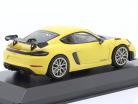 Porsche 718 (982) Cayman GT4 RS 2021 gul / Neodym fælge 1:43 Minichamps