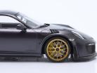 Porsche 911 (991 II) GT2 RS Pacchetto Weissach 2018 viola metallico / quelli dorati cerchi 1:18 Minichamps