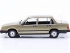 Volvo 740 GL year 1986 gold 1:18 Minichamps