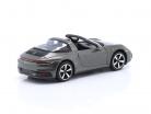 Porsche 911 (992) Targa 4 Año de construcción 2020 verde metálico 1:87 Minichamps