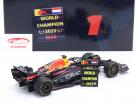 M Verstappen Red Bull RB18 #1 Winner Japan GP Formula 1 World Champion 2022 1:18 Minichamps