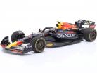 S. Perez Red Bull RB18 #11 ganhador Cingapura GP Fórmula 1 2022 1:18 Minichamps