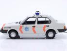 Volvo 340 полиция Нидерланды 1987 белый 1:18 Triple9