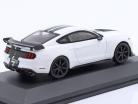 Ford Shelby Mustang GT500 Fast Track hvid / sort 1:43 Solido