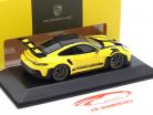 Porsche 911 (992) GT3 RS Weissach-Paket 2023 racing gelb 1:43 Spark 