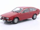 Alfa Romeo Alfetta 2000 GTV 建設年 1976 赤 1:18 KK-Scale