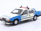Volvo 740 GL 警察 瑞典 1986 白色的 / 蓝色的 1:18 Minichamps