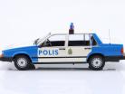 Volvo 740 GL 警察 瑞典 1986 白色的 / 蓝色的 1:18 Minichamps
