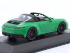 Porsche 911 (992) Targa 4 GTS Año de construcción 2022 pitón verde 1:43 Minichamps