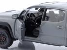 Toyota Tacoma TRD Pro Ano de construção 2023 Cinza 1:24 Maisto