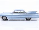 Cadillac Series 62 Coupe DeVille 建設年 1961 ライトブルー メタリックな 1:18 KK-Scale