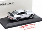 Porsche 911 (930) Turbo Anno di costruzione 1977 argento metallico 1:43 Minichamps