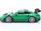 Porsche 911 (992) GT3 RS Byggeår 2023 grøn / sølv fælge 1:18 Minichamps