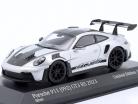 Porsche 911 (992) GT3 RS Weissach-Paket 2023 sølv / sort fælge 1:43 Minichamps