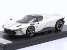 Ferrari Daytona SP3 Année de construction 2021 perle blanche 1:43 L'air intelligent