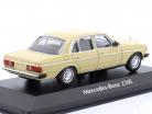 Mercedes-Benz 230E (W123) 建设年份 1982 浅褐色的 1:43 Minichamps