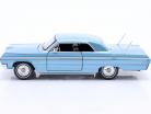 Chevrolet Impala SS Год постройки 1964 Светло-синий 1:24 Maisto