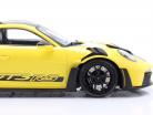 Porsche 911 (992) GT3 RS Byggeår 2023 gul / sort fælge 1:18 Minichamps