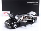 Mercedes-Benz Maybach S-Klasse (Z223) 2021 zilver / zwart 1:18 Almost Real