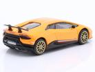 Lamborghini Huracan Performante Byggeår 2017 orange metallisk 1:43 Bburago