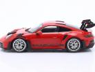 Porsche 911 (992) GT3 RS 2023 guardie rosso / argento cerchi 1:18 Minichamps