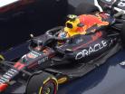 S. Perez Red Bull RB18 #11 ganhador Cingapura GP Fórmula 1 2022 1:43 Minichamps