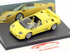 Lamborghini Diablo Roadster año de construcción 2000 amarillo 1:43 Leo Models