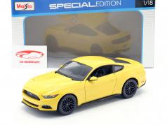 Ford Mustang 年 2015 黄色 1:18 Maisto