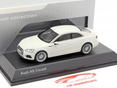 Audi A5 Coupe gletscher hvid 1:43 Spark