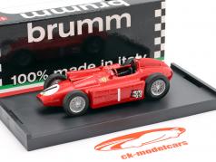 J.M. Fangio Ferrari D50 #1 gagnant Britanique GP F1 Champion du monde 1956 1:43 Brumm