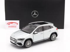 Mercedes-Benz Clase GLA (H247) Año de construcción 2020 plata de iridio 1:18 Z-Models