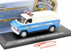 Dodge RAM B250 Van NYPD Anno di costruzione 1987 blu / bianca 1:43 Greenlight