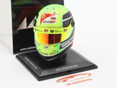 Mick Schumacher Prema Racing #20 формула 2 чемпион 2020 шлем 1:4 Schuberth