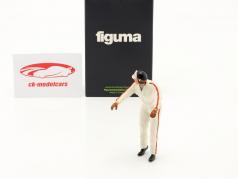 figur Race Driver Jochen R. læner sig på 1:18 Figurenmanufaktur