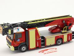 Mercedes-Benz Atego 1627 2018 Feuerwehr mit Drehleiter rot / gelb 1:43 Altaya 