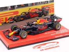 M. Verstappen Red Bull RB16B #33 Fórmula 1 Campeão mundial 2021 1:43 Minichamps
