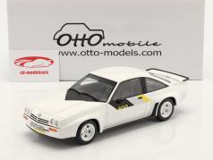Opel Manta B 400 Baujahr 1982 weiß 1:18 OttOmobile