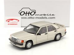 Mercedes-Benz 190E 2.5 16S (W201) Año de construcción 1988 humo de plata 1:18 OttOmobile