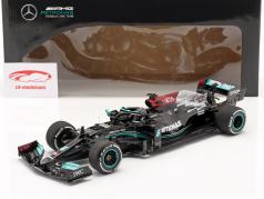 L. Hamilton Mercedes-AMG F1 W12 #44 vinder Bahrain GP formel 1 2021 1:18 Minichamps