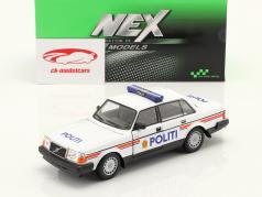 Volvo 240 GL Politi (Полиция Норвегия) 1986 белый / апельсин / синий 1:24 Welly