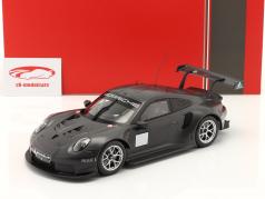 Porsche 911 RSR Pre-Season Test Car 2020 mat zwart 1:18 Ixo